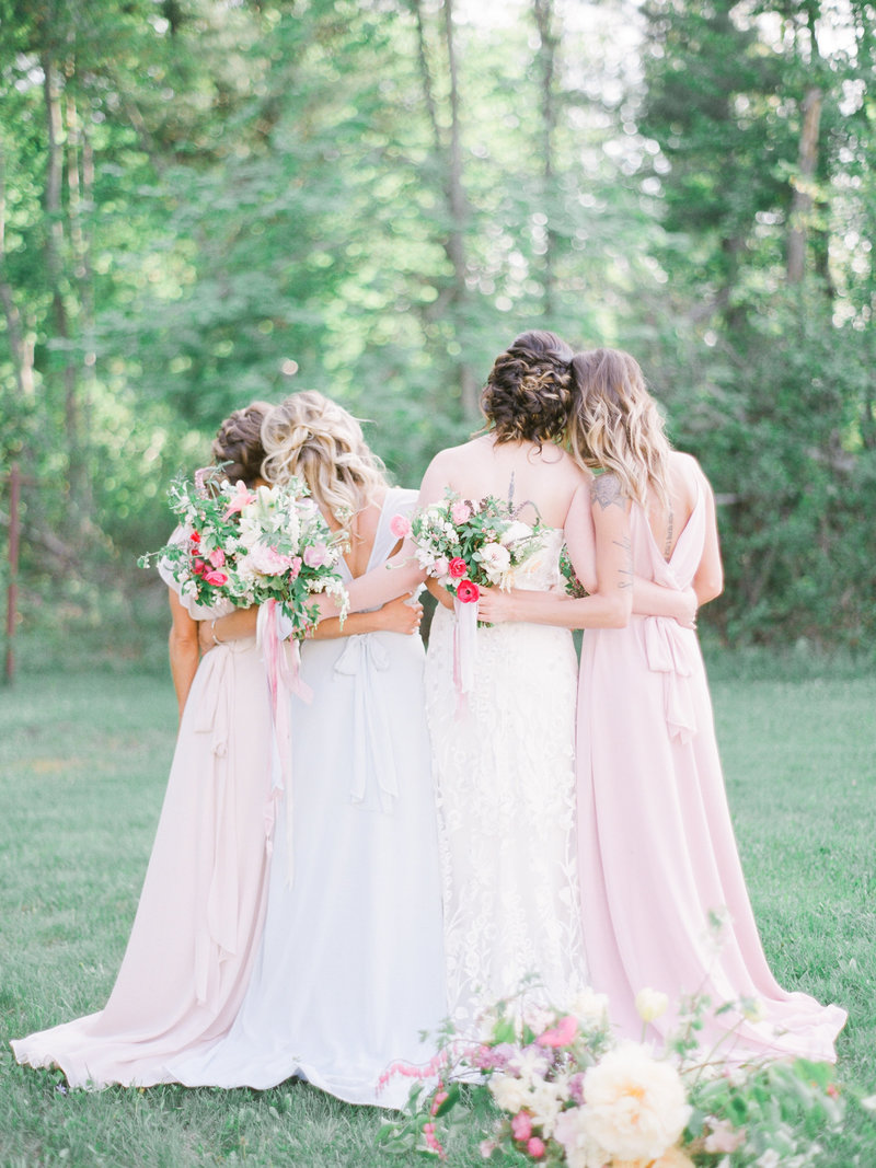 summer winery wedding in traverse city