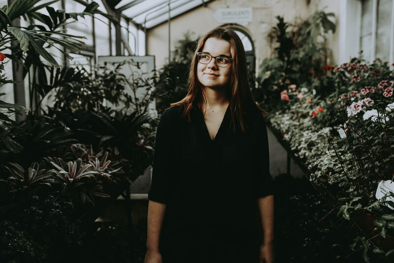 Ieva Dalbina, sales copywriter for course creators & founder of The Copy Sanctuary.