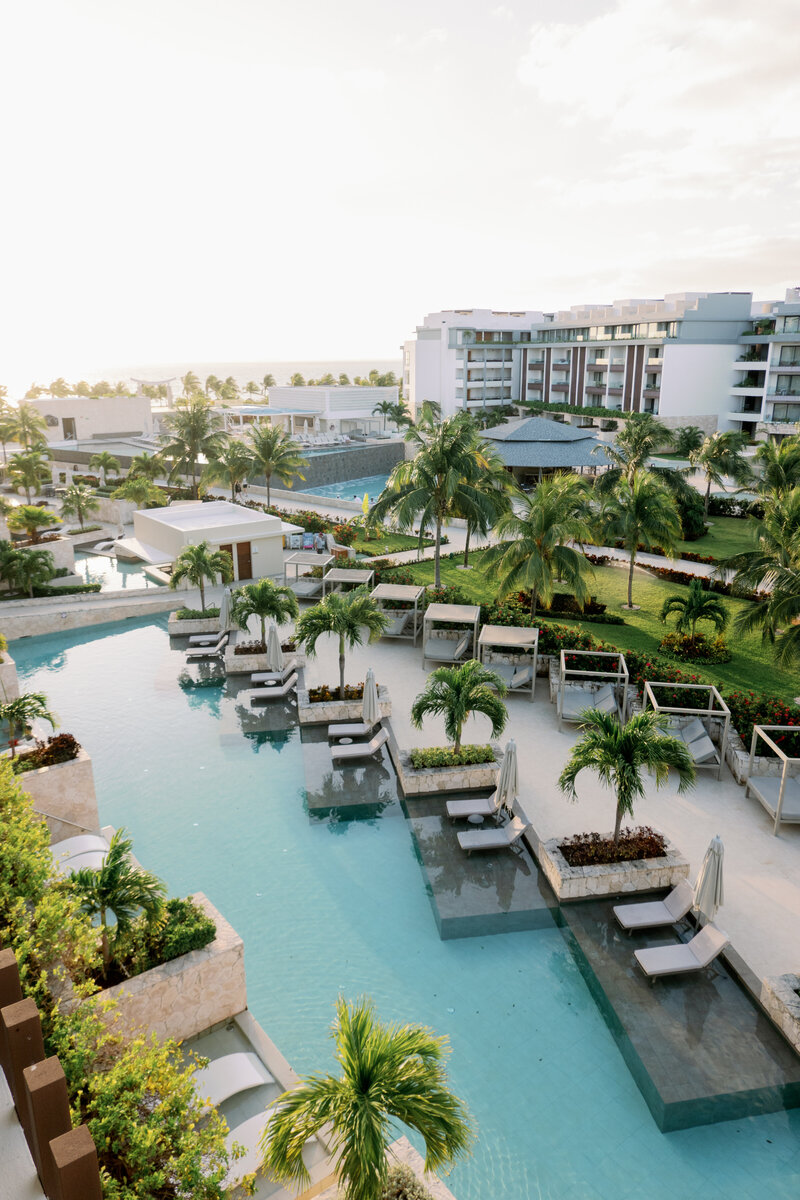 A drone photo of a tropical wedding venue in Costa Mujeres