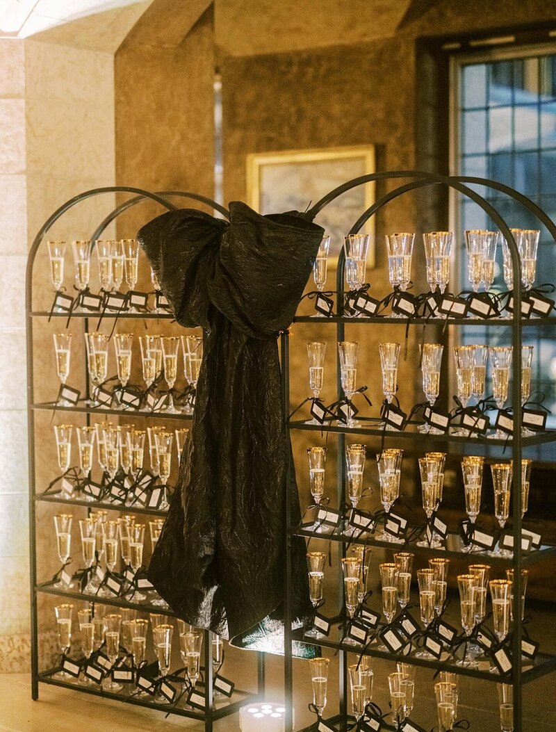 Black glass shelf champagne wall-2