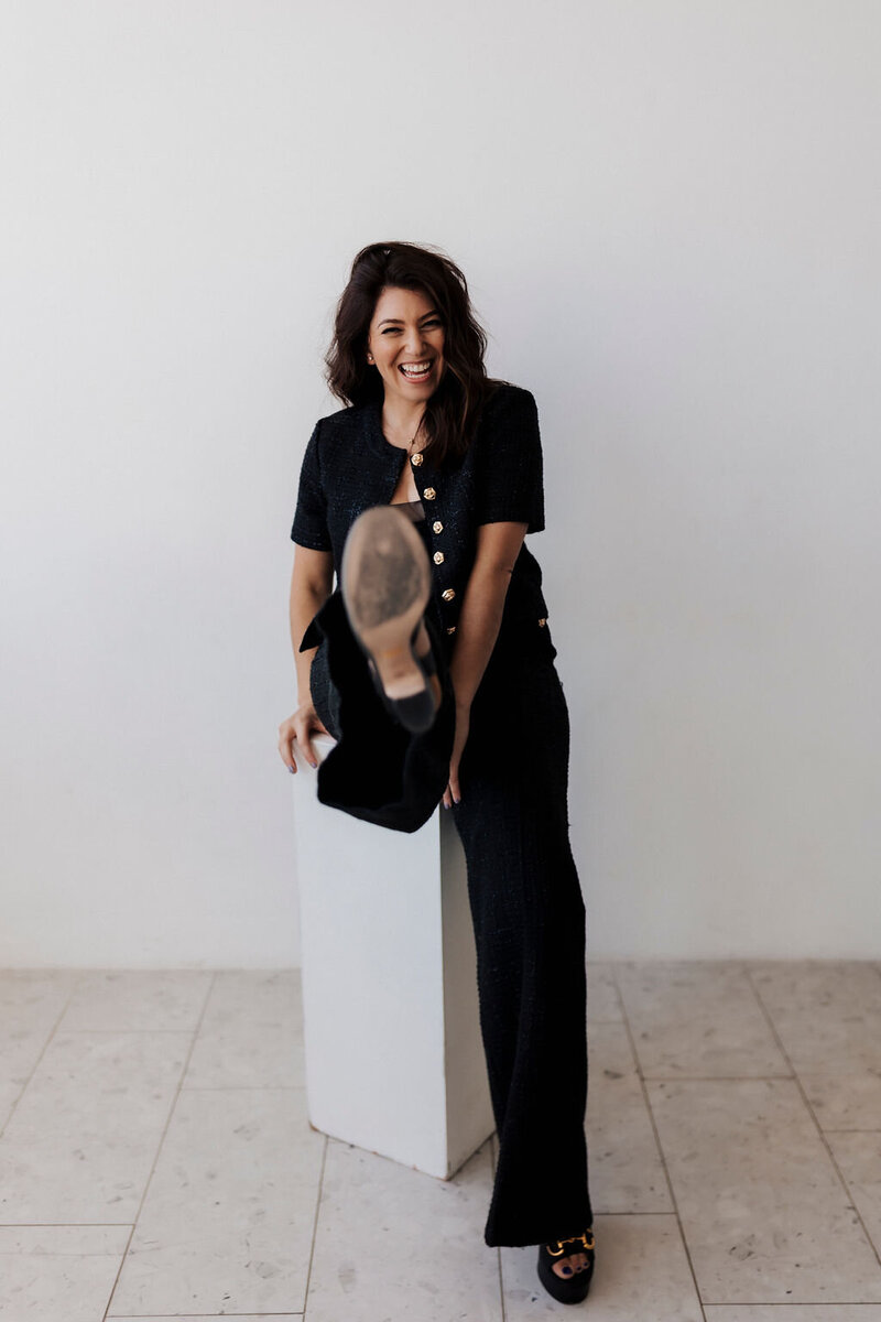 wealthy-hairstylist-community-mentor-samantha-114