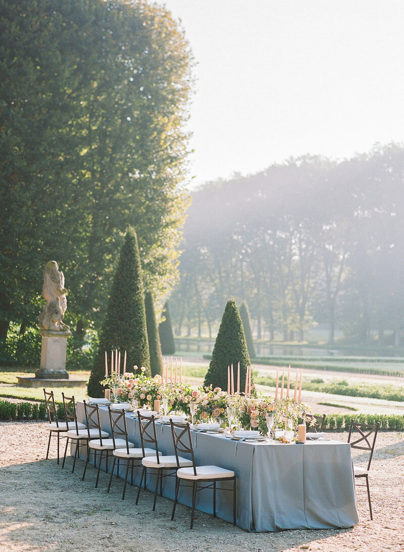 Chateau-de-Villette-Molly-Carr-Photography-Table-5