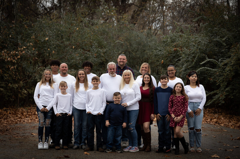 best fall family portrait photographer in kansas city 2