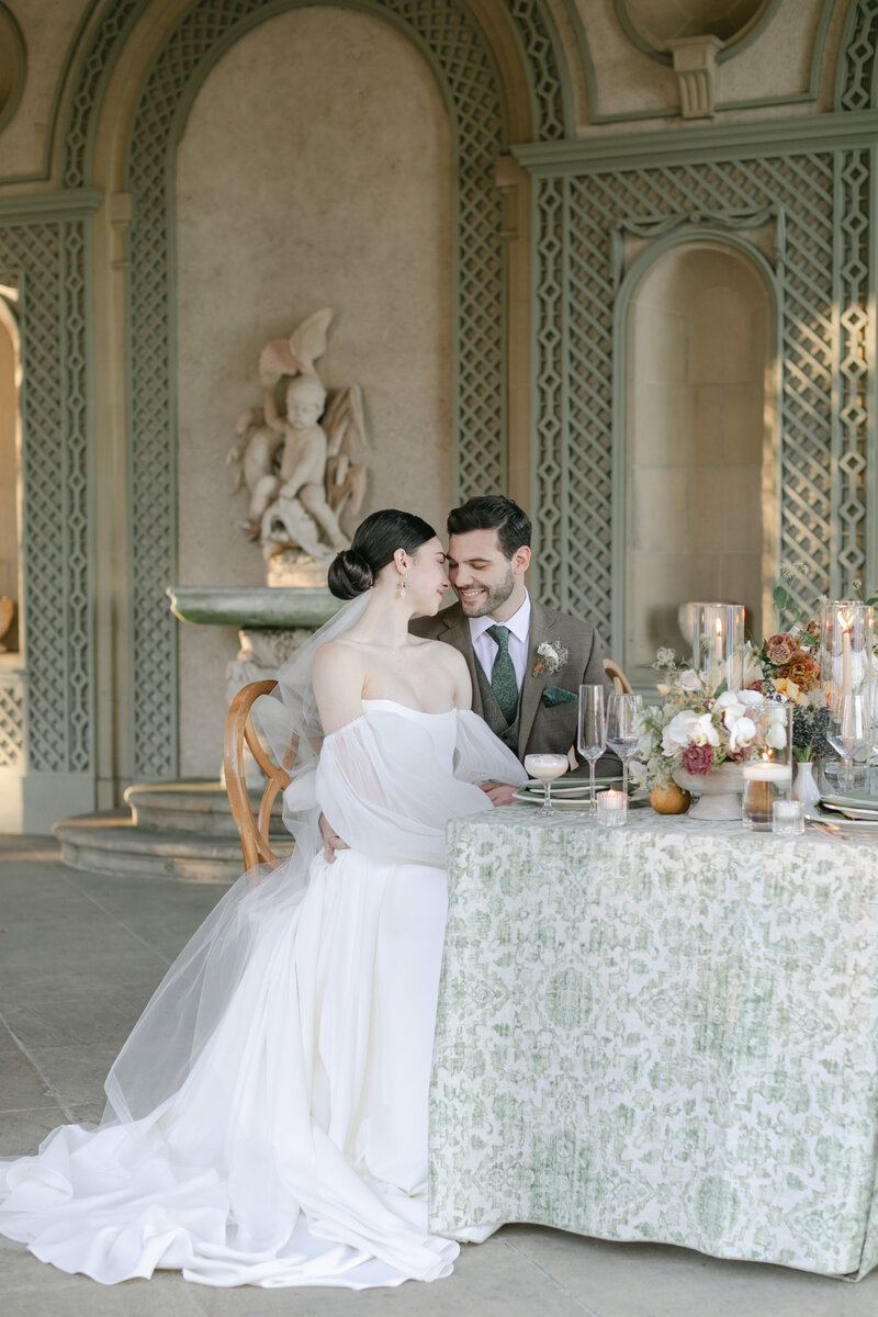 green-white-wedding-color
