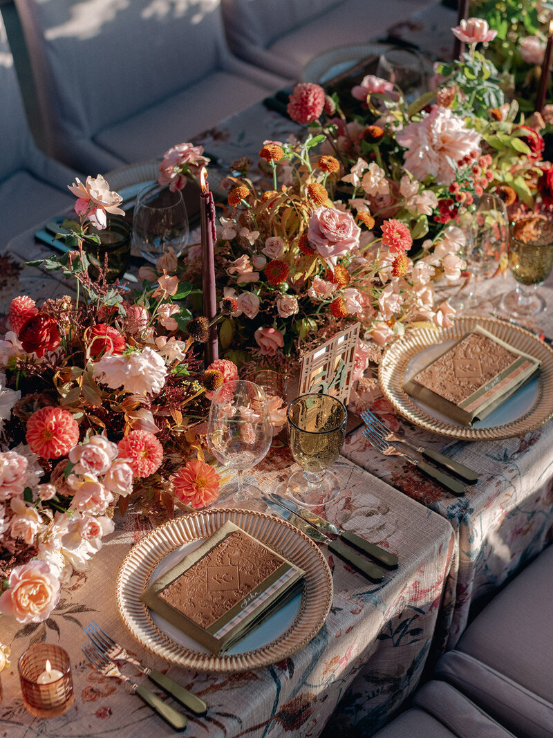 Autumn-Maximalist-Wedding-with-rich-tones-blue-velvet-draping-Ashley-Ludaescher-Photography-Vanessa-Noel-Events-0065