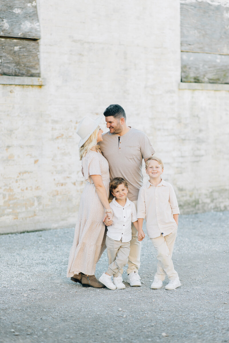 Family Photo Session Harlinsdale Farm Franklin TN