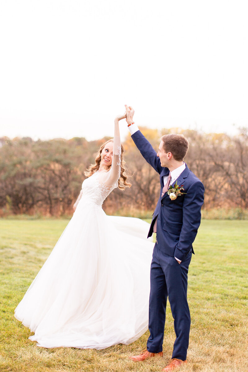 Emerald Pines Wedding - Sioux Falls Wedding Photographer - Madison & Dave - Highlights-239