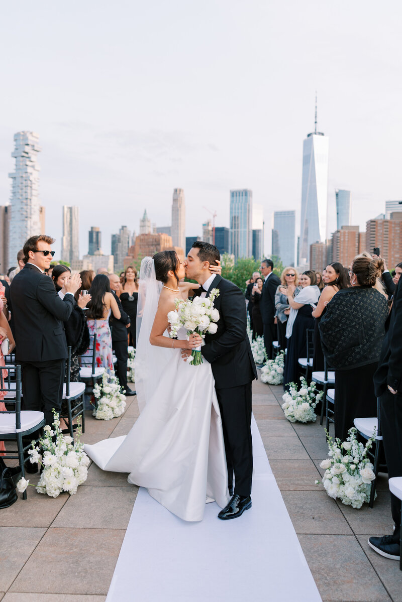 Lauren E. Bliss Photography Pennsylvania East Coast Destination Wedding Photographer Photography Editorial Luxury High End Chic Couples Couple Modern Romantic Engagement Weddings Lifestyle Portraits