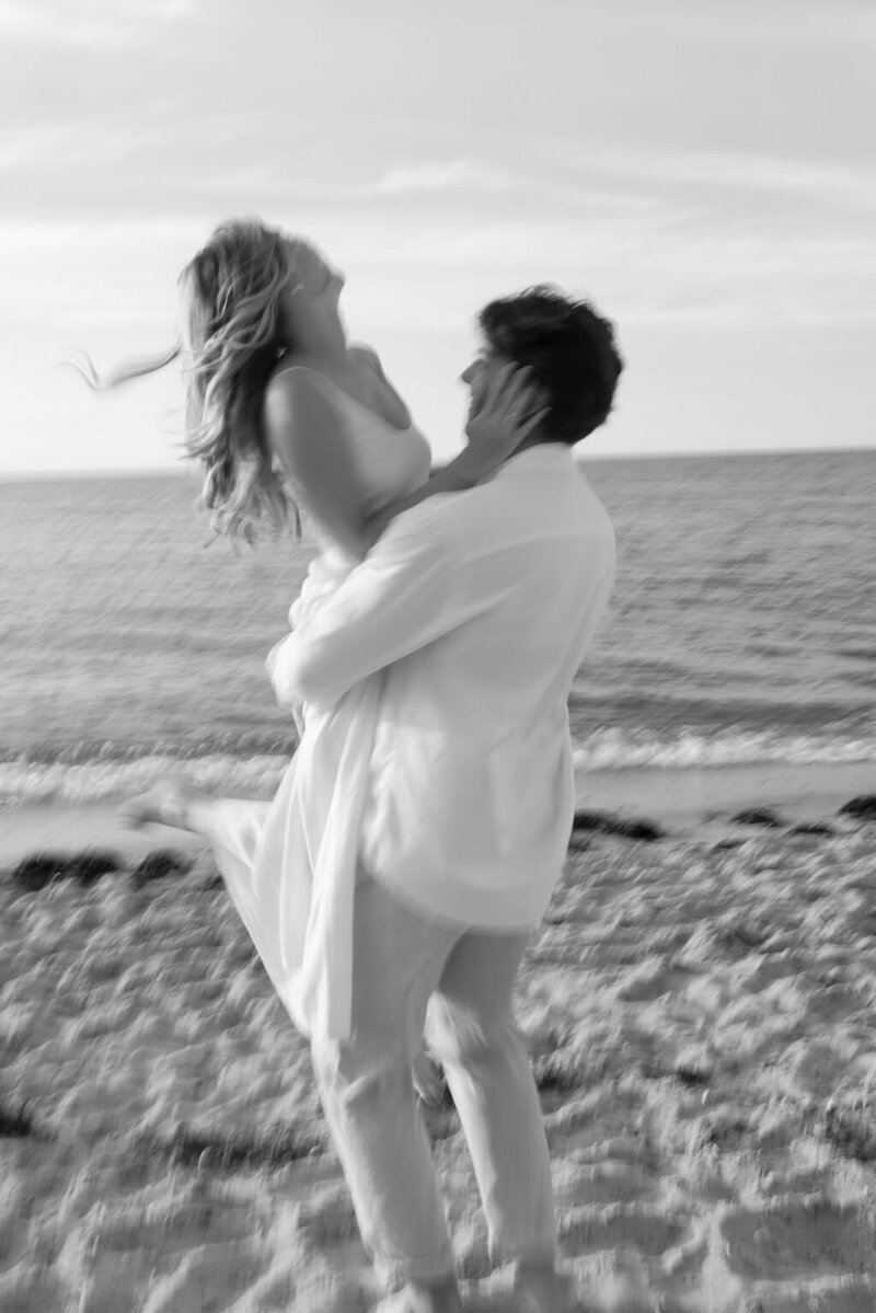 HAVGOODPhotographyLLC-NantucketEngagement-C+B-46