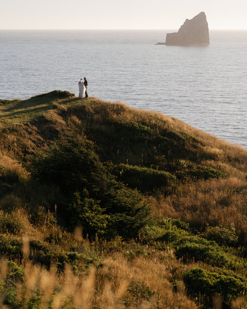 Elopement at  Crook Point