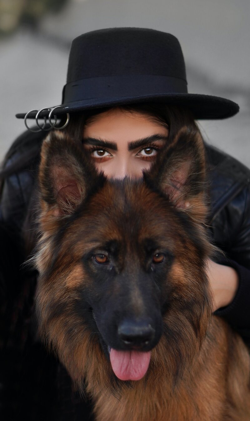 ali-karimi-fdf9VTnGk2w-unsplash