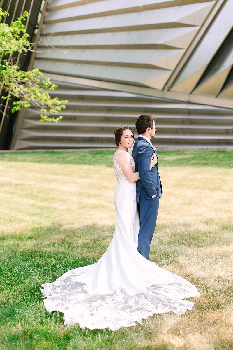 MSUFCU-Club-East-Lansing-Michigan-Wedding-Photographer_0430