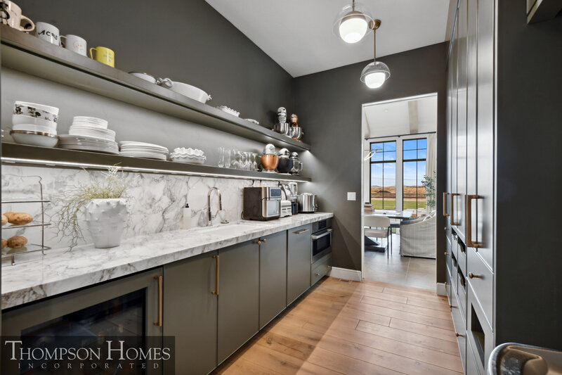 Thompson-Homes-Chateau-Moderne-Meridian-Custom-Home-Builder-115