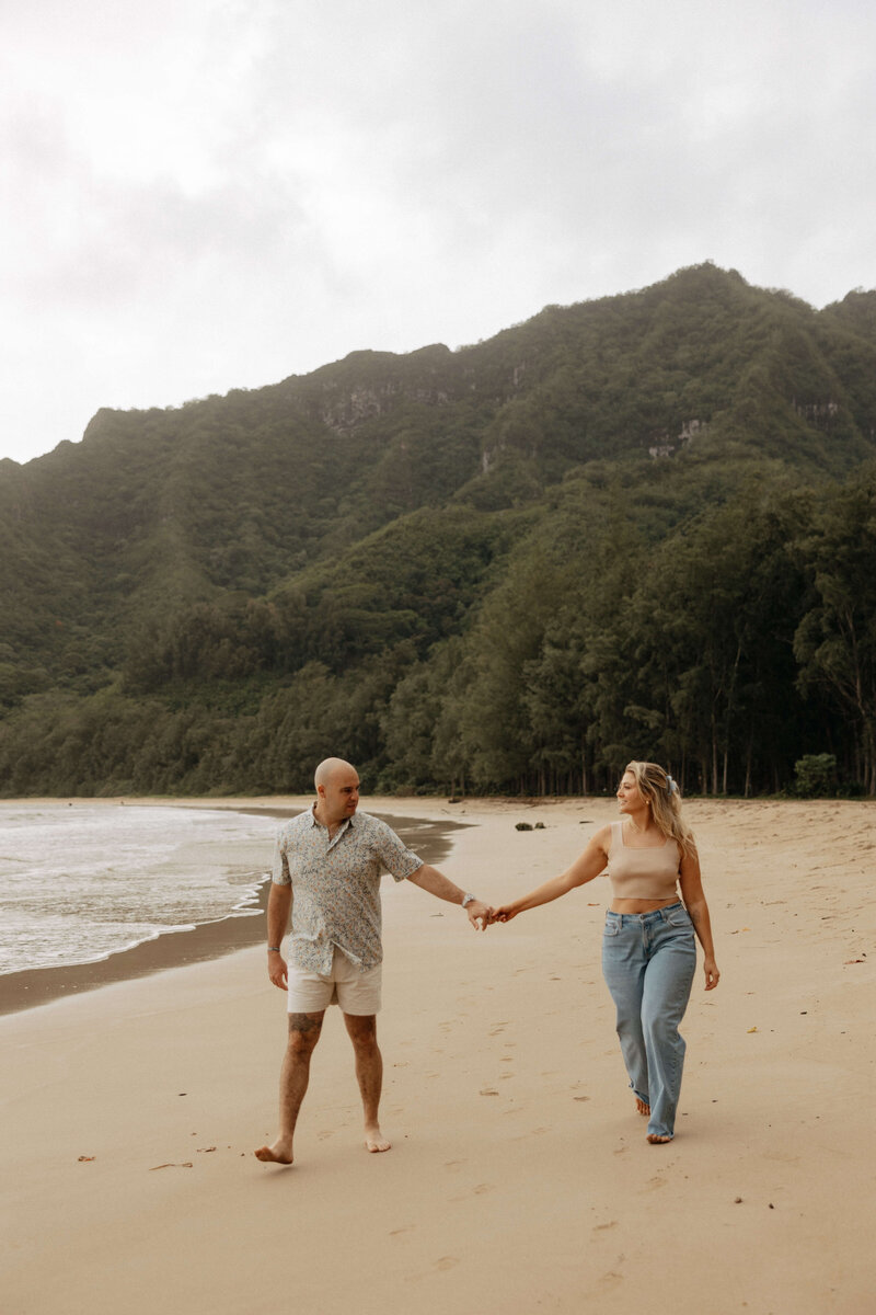 Taylor & Sloan _Crouching Lion Oahu, Hawaii _meganbadiaphotography-40