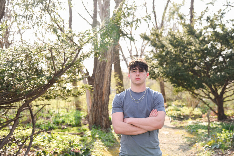 StrongsvilleOhioSeniorPhotosGardenviewHorticulturalParkPositivelyPortraits2