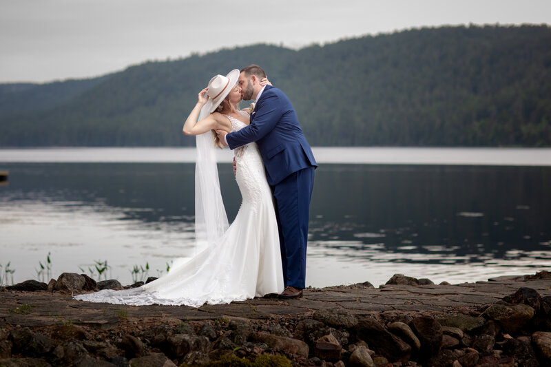 Top wedding photographers in North Bay.