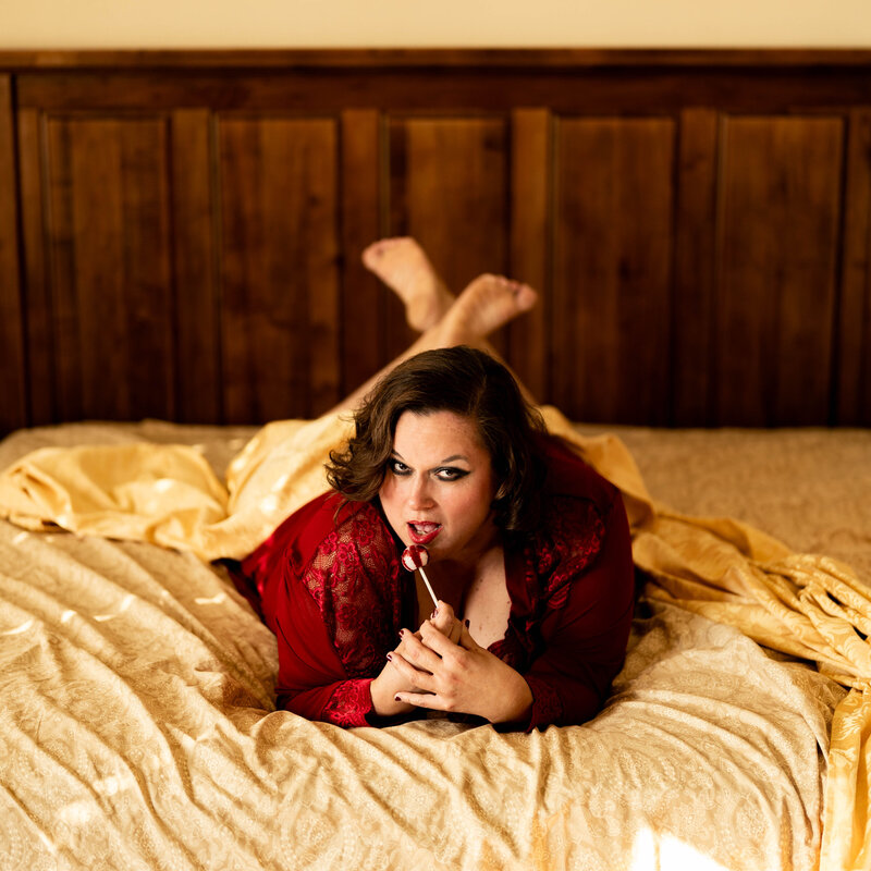 Houston boudoir with lollipop on bed