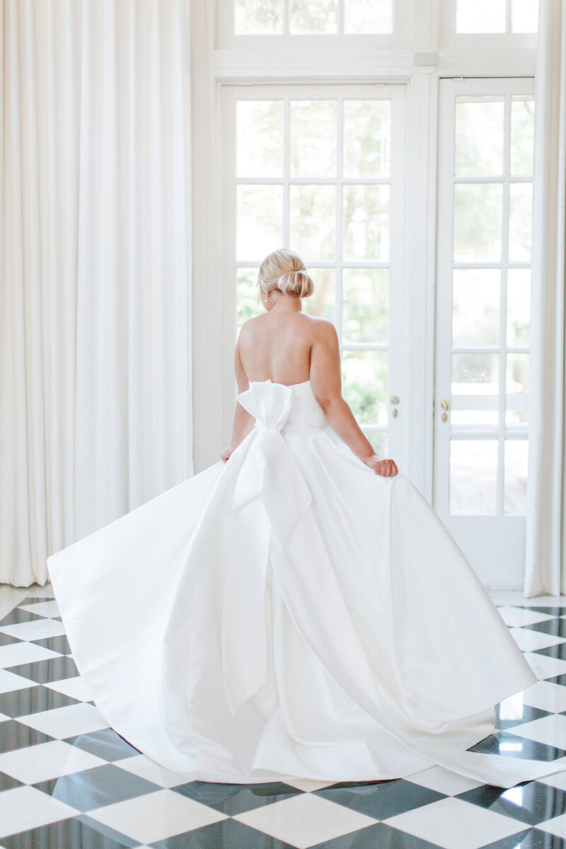 Demi-Mabry-Photography-Emily-Bridals46
