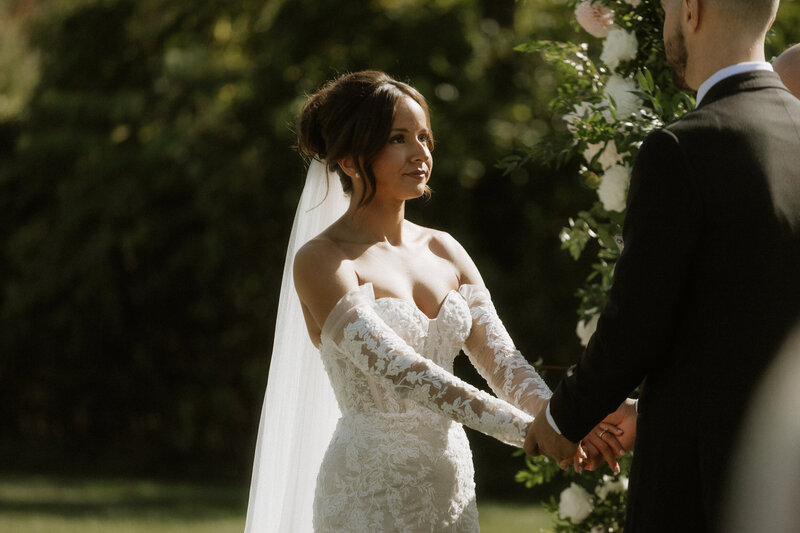 mustard seed gardens indy indianapolis noblesville indiana wedding photographer bellagio florals something blue stylists-40