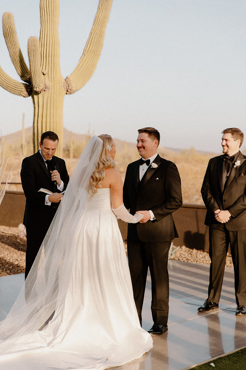 kelsey-kohl-wedding-preview-taylorraephotofilm-108