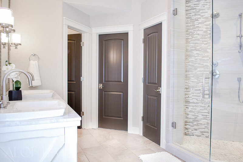 Spa-like-transitional-bathroom-double-shower-7