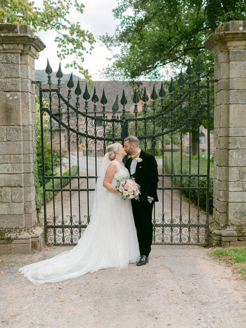 Brinsop-Court-Wedding-September-Garden-Wedding-39