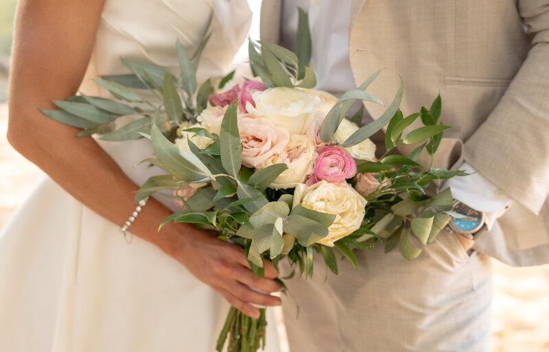 kauai-hawaii-wedding-florals.jpeg