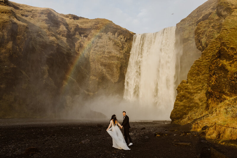 iceland-elopement-at-skofagoss-waterfall-91
