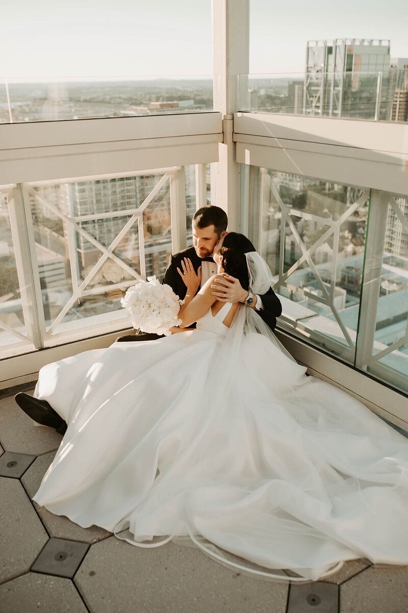 bride-groom-rooftop-portrait