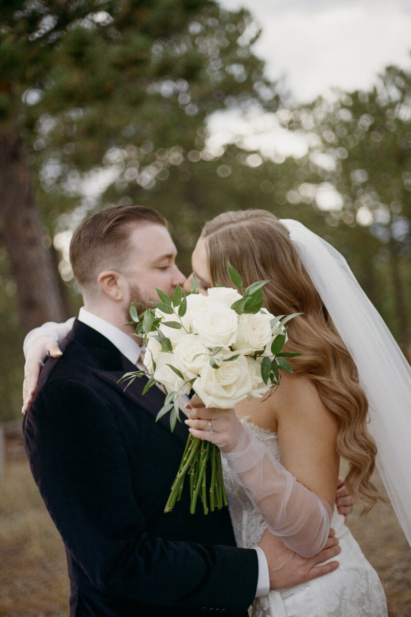 carina-and-cody-intimate-wedding-sunrise-amphitheater-in-boulder-colorado-on-35mm-film-30