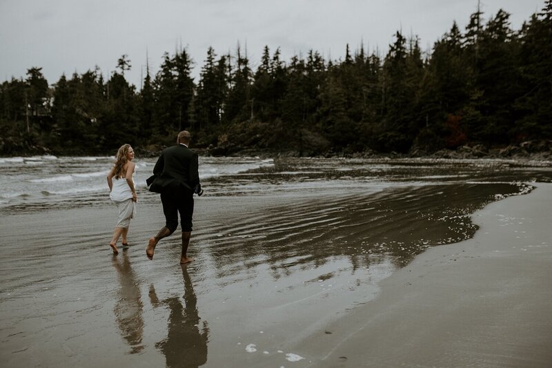 Tofino-Wedding-Photographer.jpg