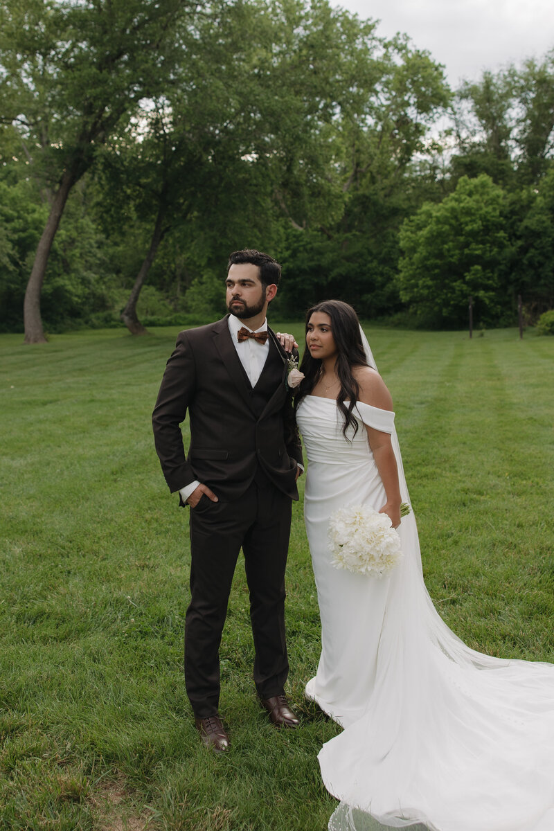 intimate wedding, florals, couples portraits