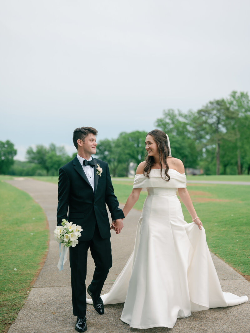 MooreWeddingSneaks-23