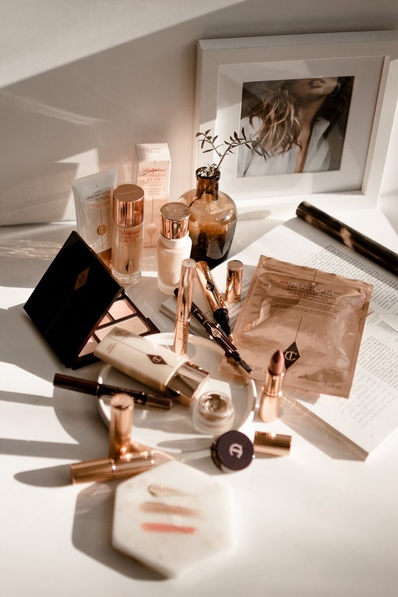 Charloette Tilsbury Make Up