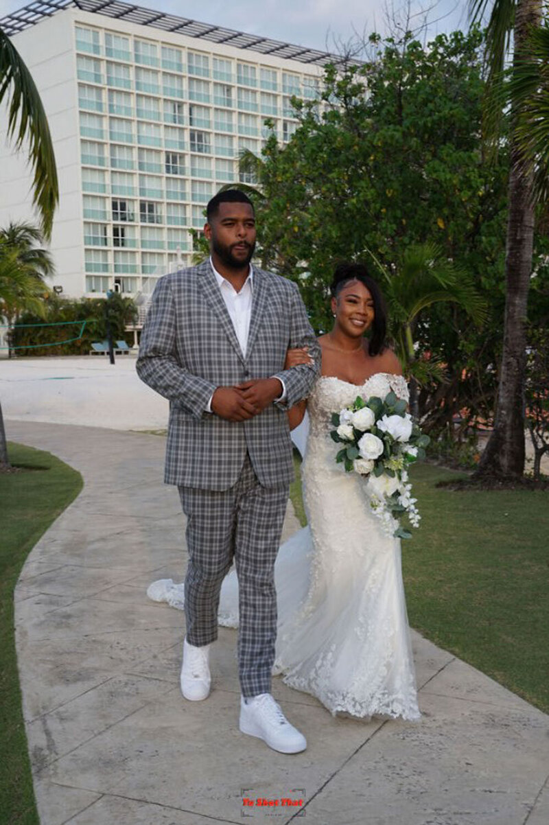 Jazzmine-and-Mark-Mexico-destination-wedding-1