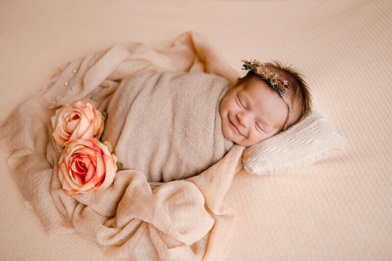 in home lifestyle newborn photography