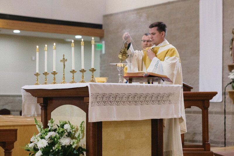 classic-and-documentary-style-wedding-photography-116