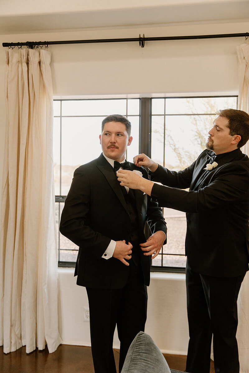 kelsey-kohl-wedding-preview-taylorraephotofilm-82