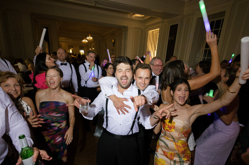 Chicago History Museum Wedding Photographer-195