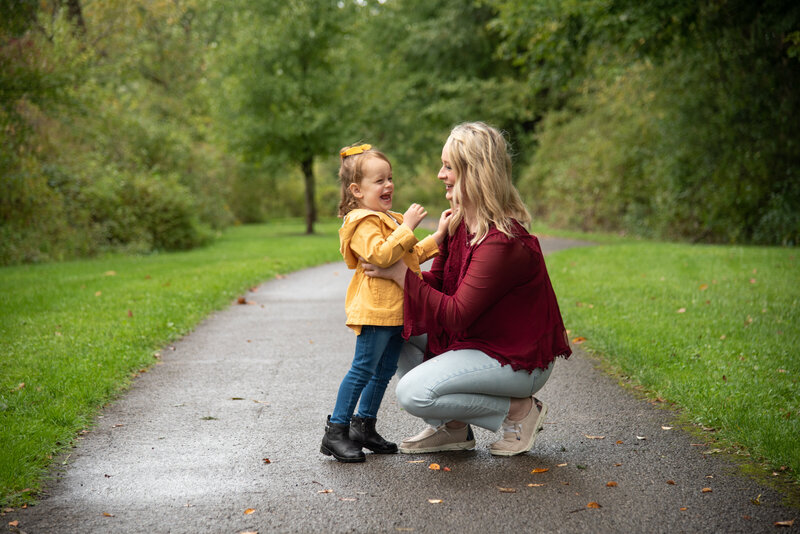 MedinaOhioBuckeyeWoodsPositivelyPortraitsFamilyPhotos20