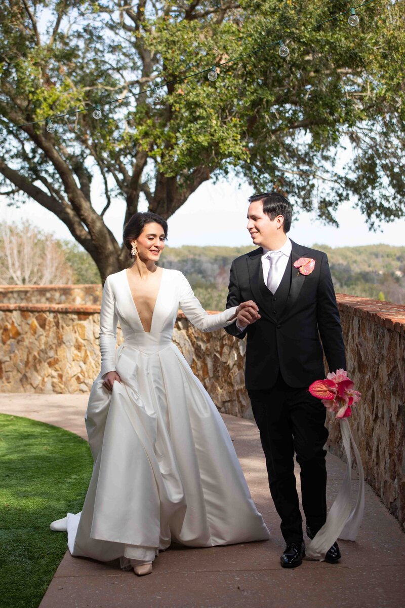 luxury castle wedding photographer in new york with royal modern-61