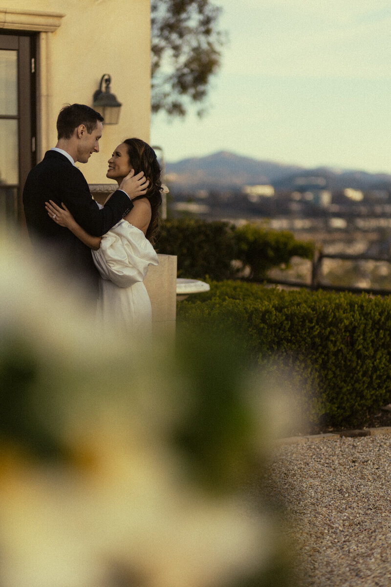 Thuy Tran Photos is a San Diego based wedding and engagement photographer