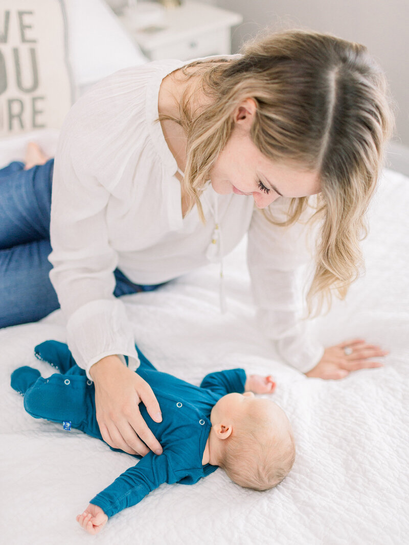 at-home-newborn-session-madison-wisconsin-shaunae-teske-photography-152