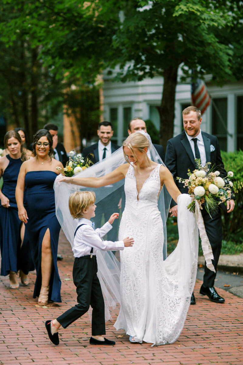 Gabe_Nichole_Wedding_2024404