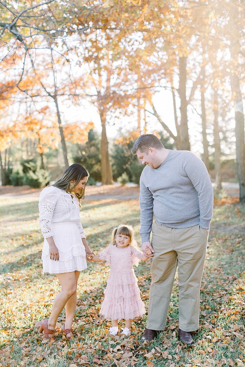 Indianapolis Family photographer, Katelyn Ng photographed fall photos for the Stitz family.