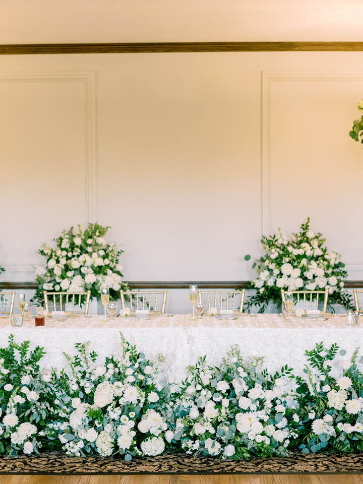 Gabriel-Ballroom-florals-1