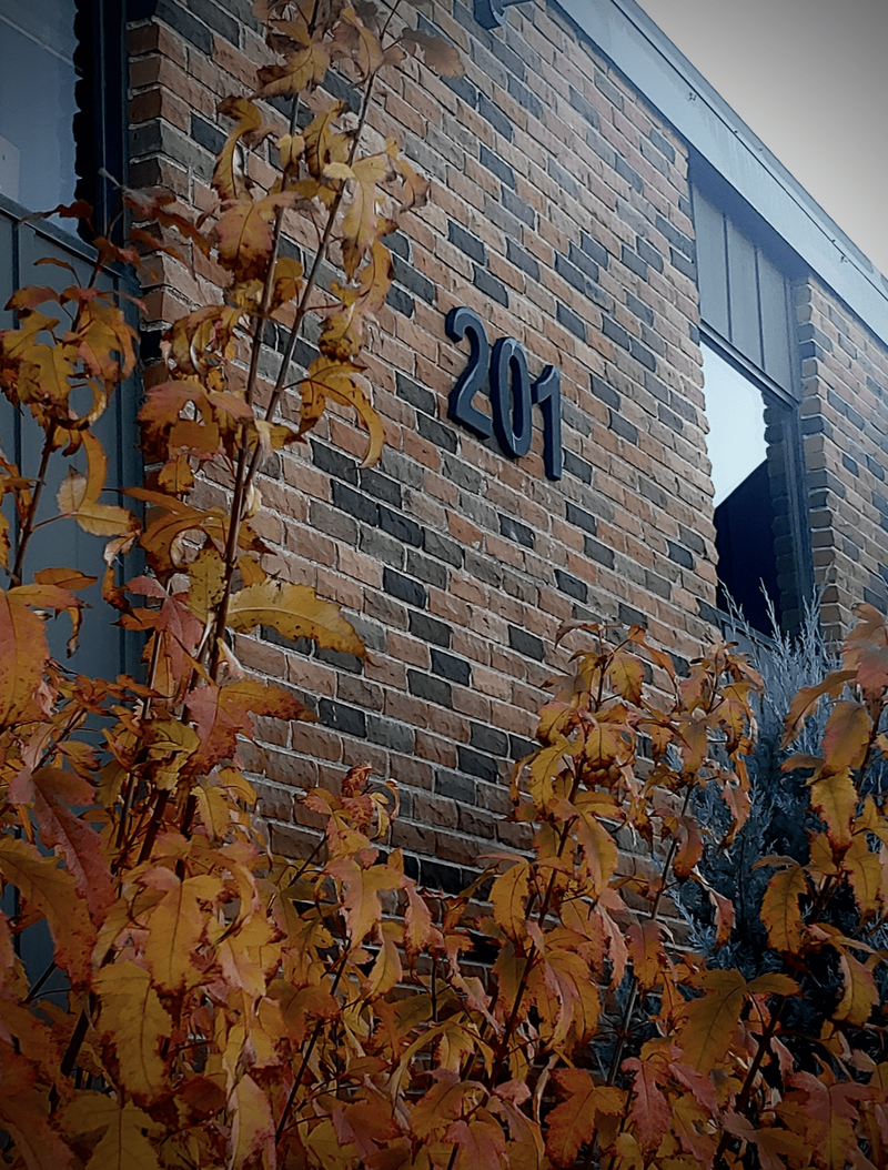 Hold your next offsite meeting in this quaint office building south of the Twin Cities.