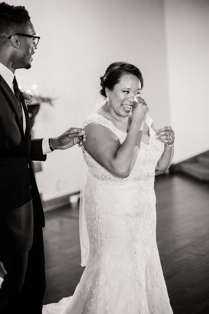 teary bride by Knoxville Wedding Photographer, Amanda May Photos