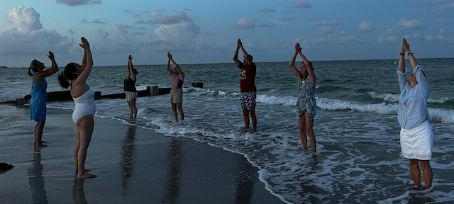 Tai Chi Gung Students  At The Beach