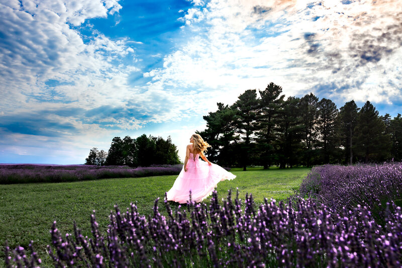 BrownsbergerOliva_Senior2025_PDS-0466